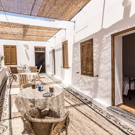 Villa Mika Líndos Екстериор снимка